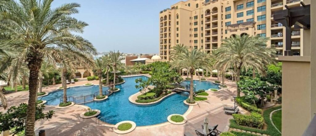 untitled design 2025 11 02t215035.294